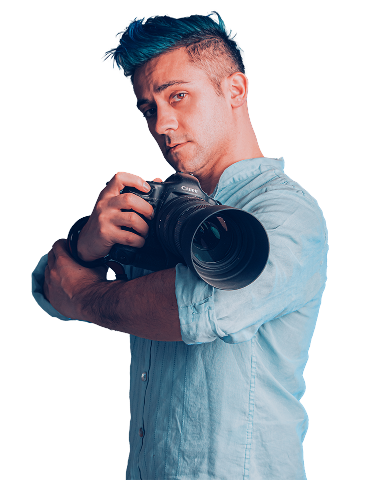 Andrea “Gaspo” Garelli holding a camera